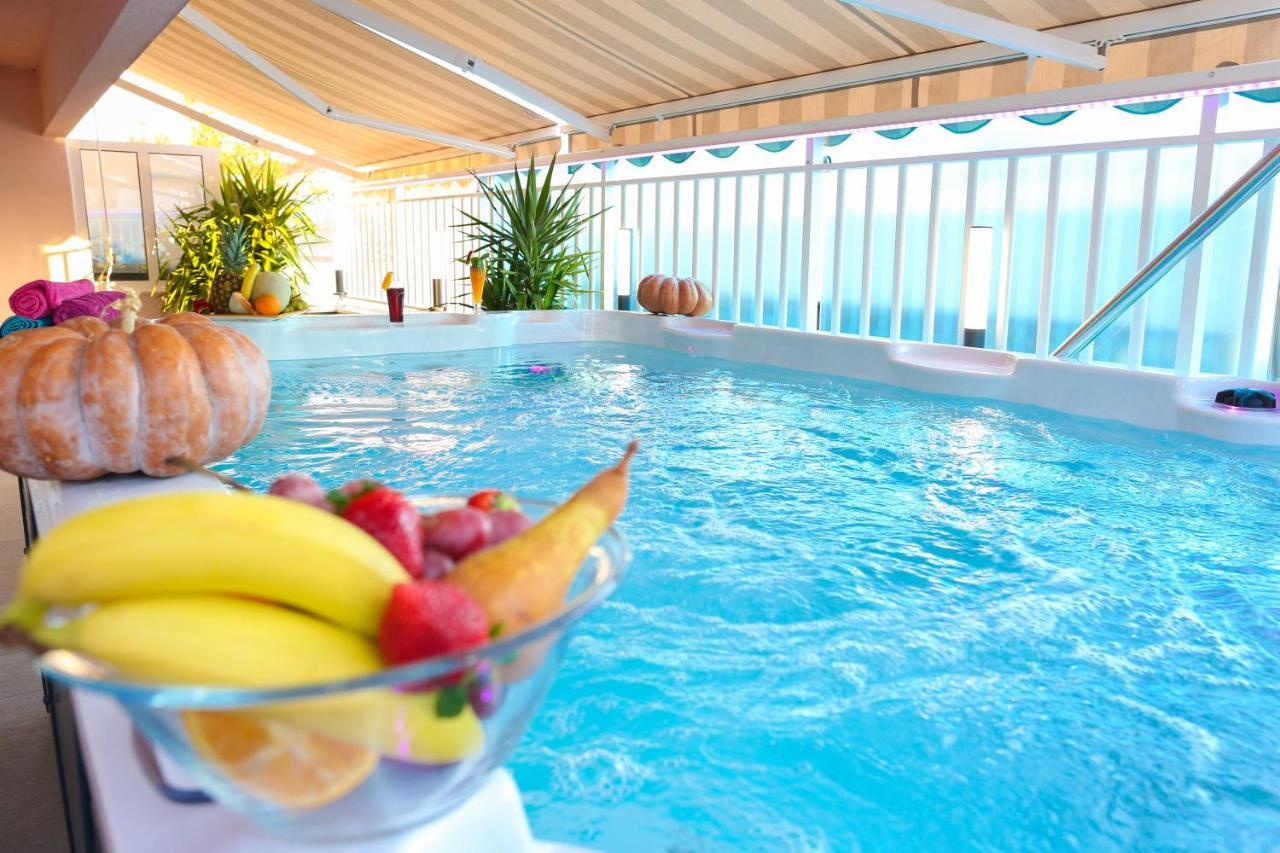 Apartment Rose Pool Comfort Dubrovnik Eksteriør billede